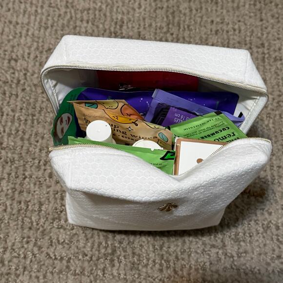 Stocking Stuffer Holiday Gifting Bundle - Picture 3 of 4